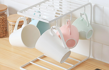 রান্নাঘরের কাপের জন্য ধাতব র্যাক কীভাবে চয়ন করবেন